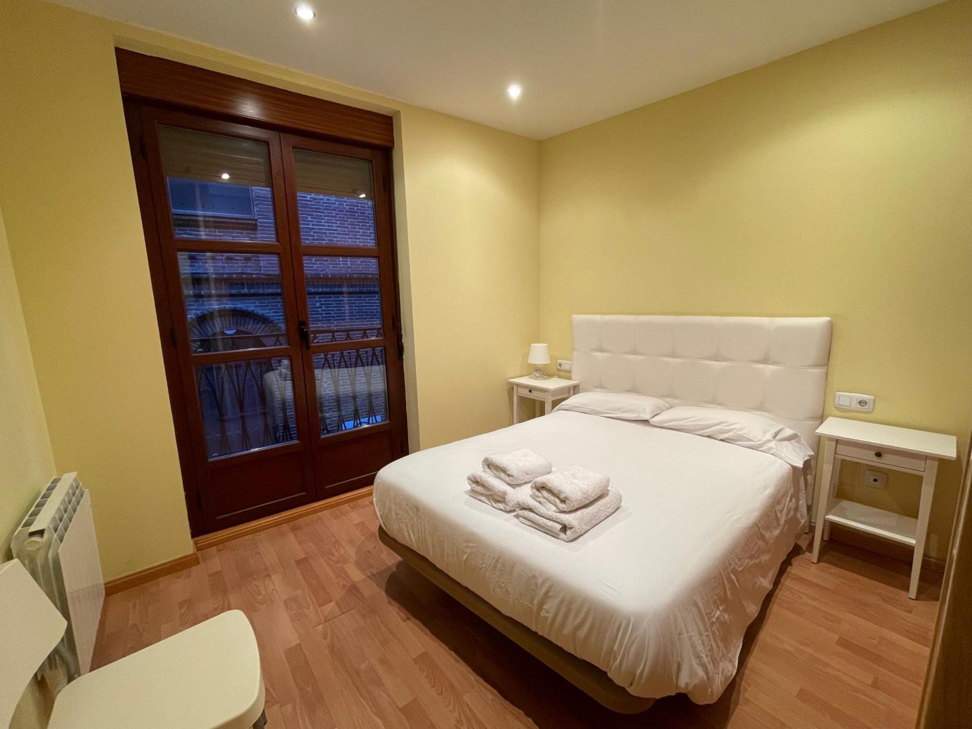 Berrueta 11-1B Colegiata Apartment Leon Ngoại thất bức ảnh